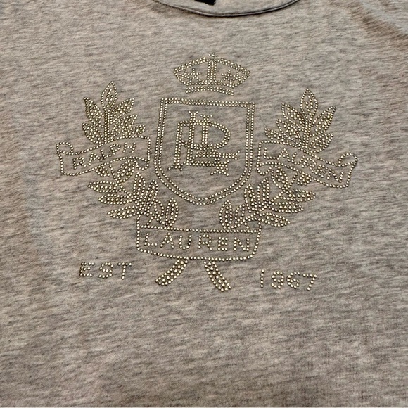Ralph Lauren Women’s Gray Top / Tee Shirt W/ Silver Studded Logo Sz LP - Picture 6 of 11